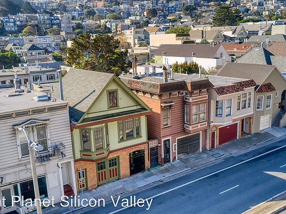 4th image of 3007 Market St