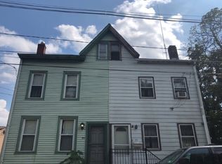 35 Henry St, Hamilton, NJ 08611