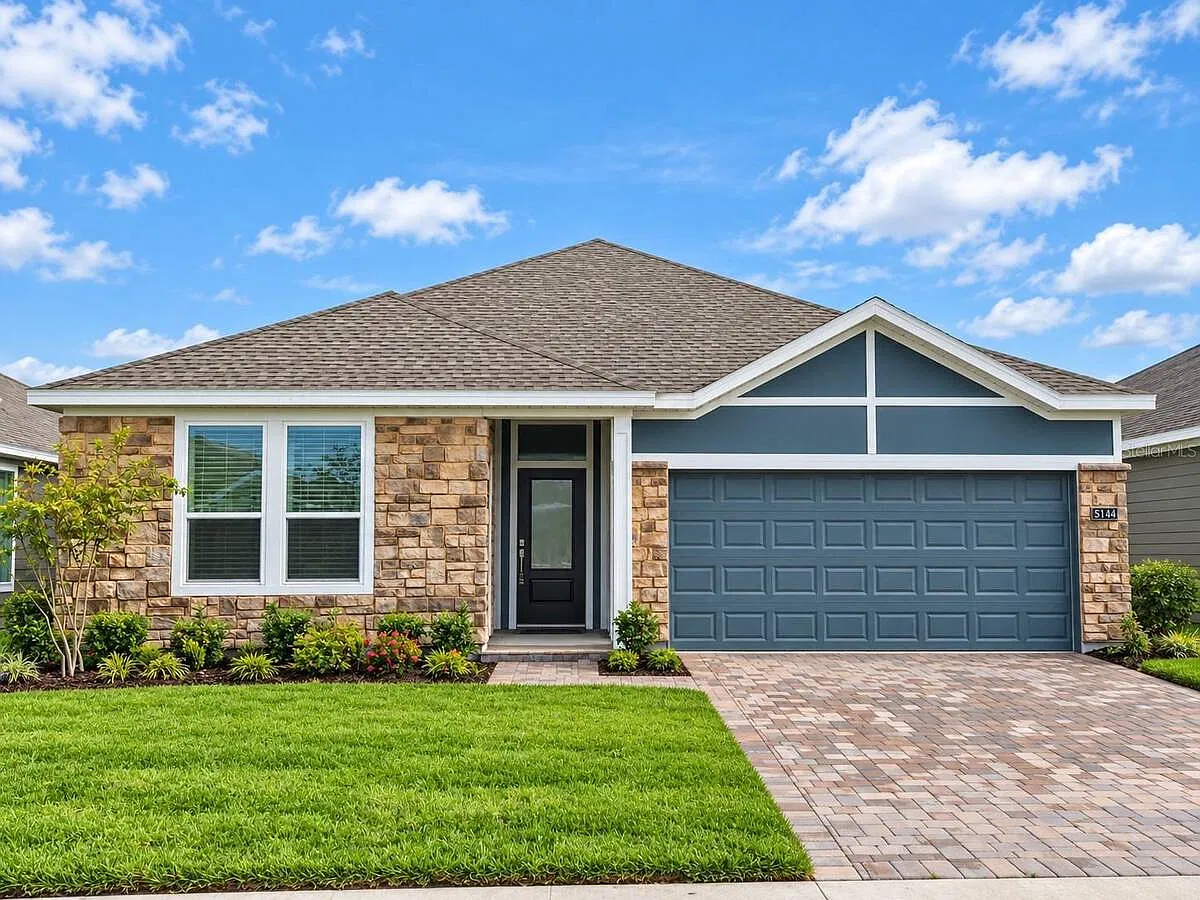 4 bed, 3.0 bath, 2366 sqft, $3,600 — Photo 1