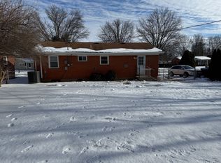 558 Benton Rd, Lexington, KY 40505