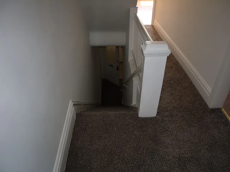 113 Reading Ave — Photo 5