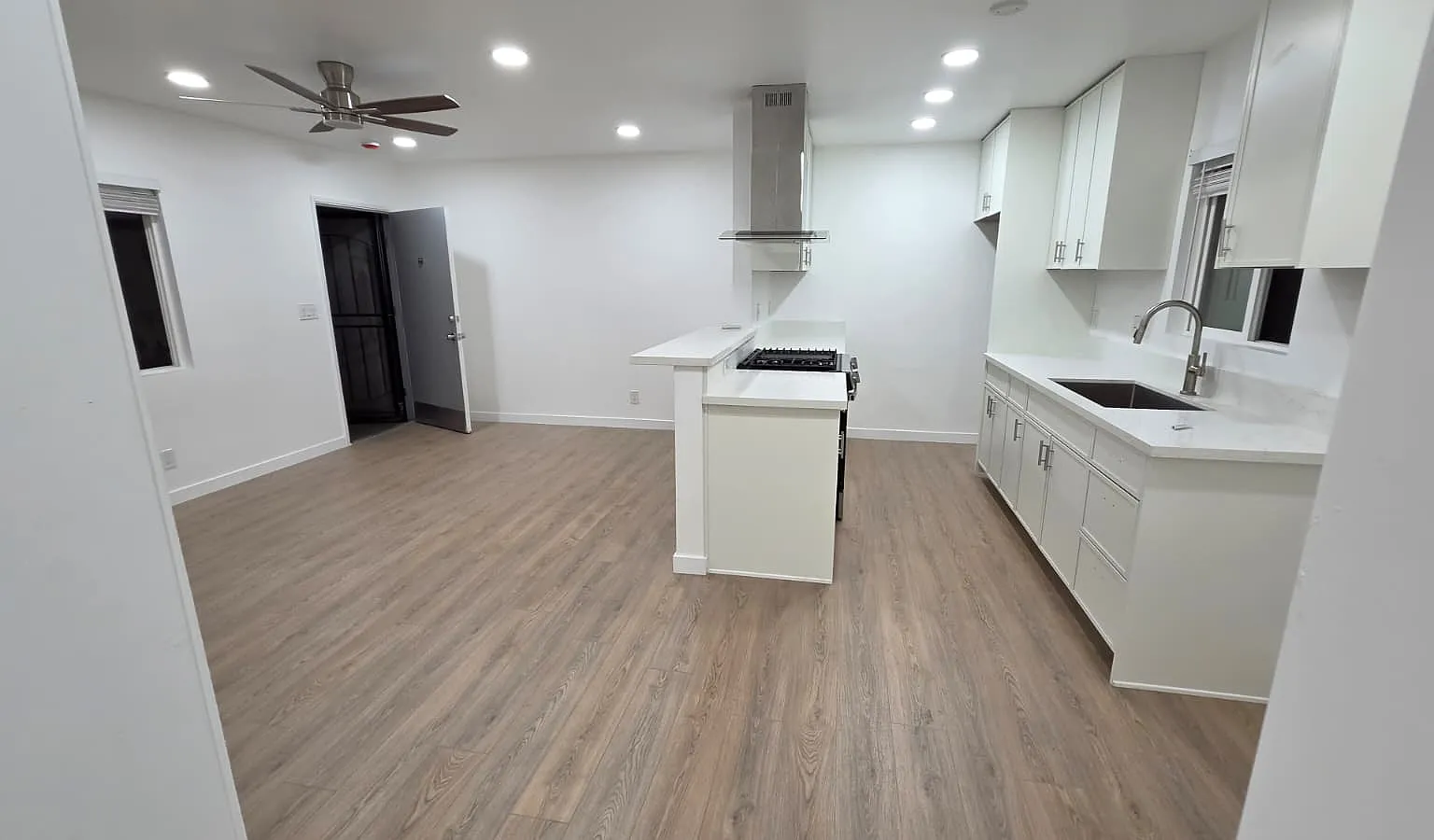 1 bed, 600 sqft, $1,850 — Photo 1