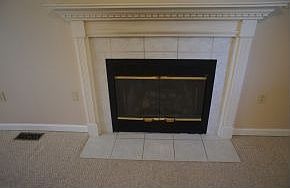 4th image of 361 Valley Dr