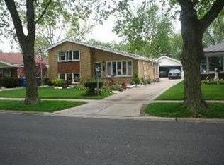 3665 153rd St, Midlothian, IL 60445