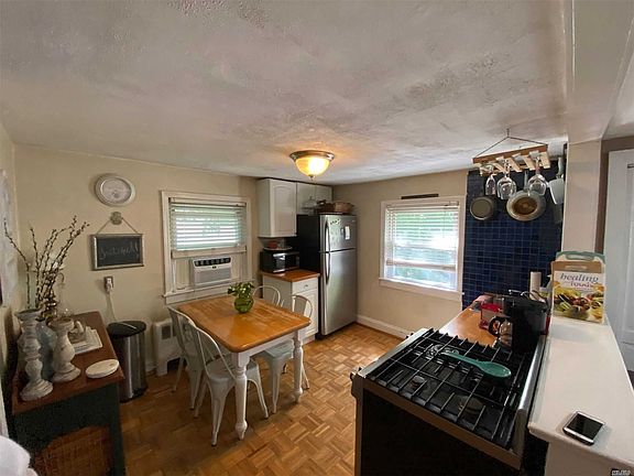 2nd image of 111 Prime Ave APT 2