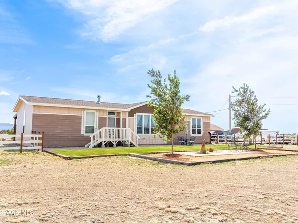 61076 State Route 66, Williams, AZ 86046