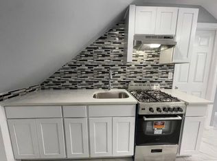 356 Leslie St FLOOR 3, Newark, NJ 07112