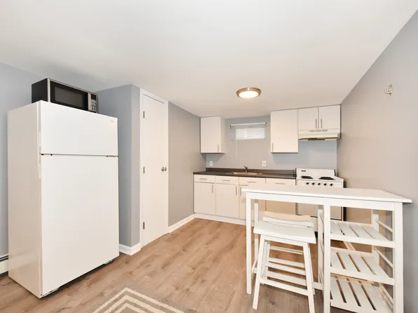 (undisclosed Address), Farmingdale, NY 11735