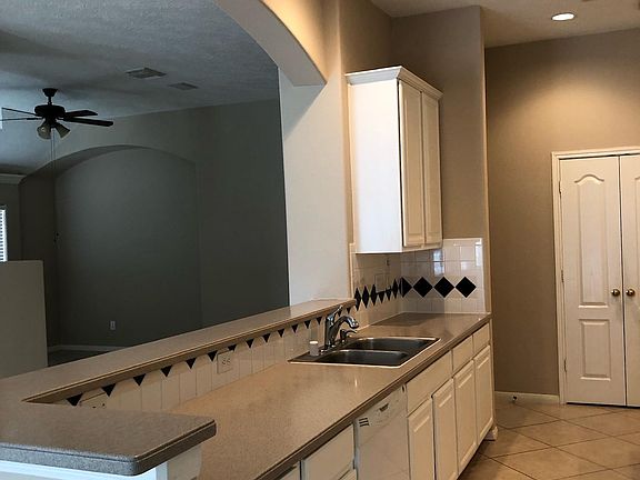 4th image of 3711 Sunset Meadows Dr