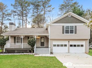 262 Timothy Ln NW, Lilburn, GA 30047
