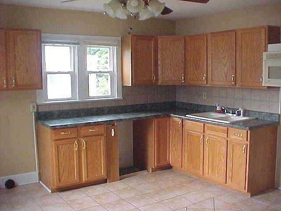 4th image of 2123 Cedar Ave