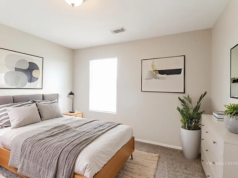 3235 Becker Glen St — Photo 12