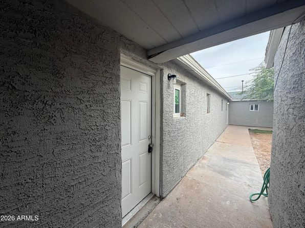 185 W Morelos St APT 8