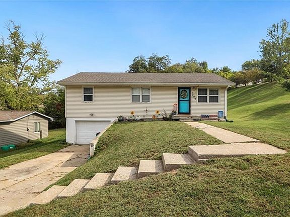 2nd image of 1009 Mary Kay Ln