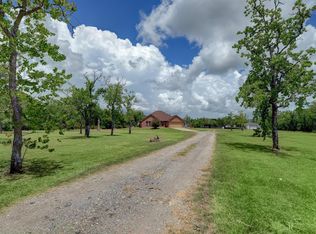 8686 Fm 2004 Rd, Santa Fe, TX 77510