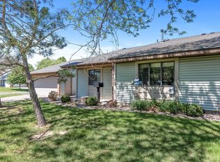 4704 Lenore Ln, Eagan, MN 55122