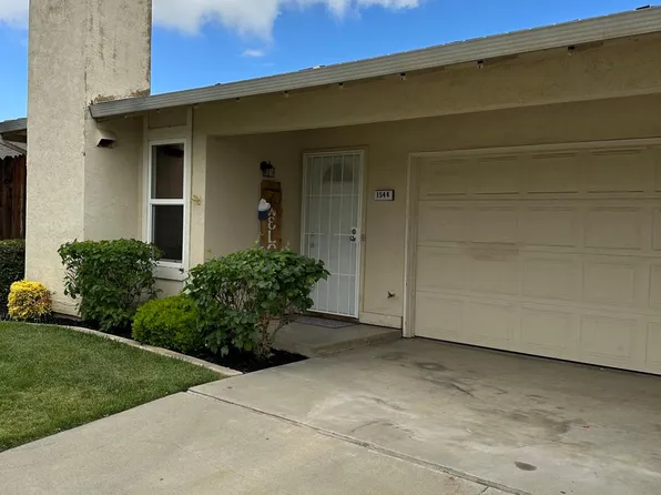 1544 Zinfandel Dr, Lodi, CA 95242