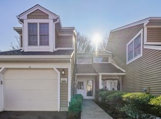 31 Eton Ct, Bedminster, NJ 07921
