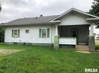 405 E Thorn St, Marion, IL 62959