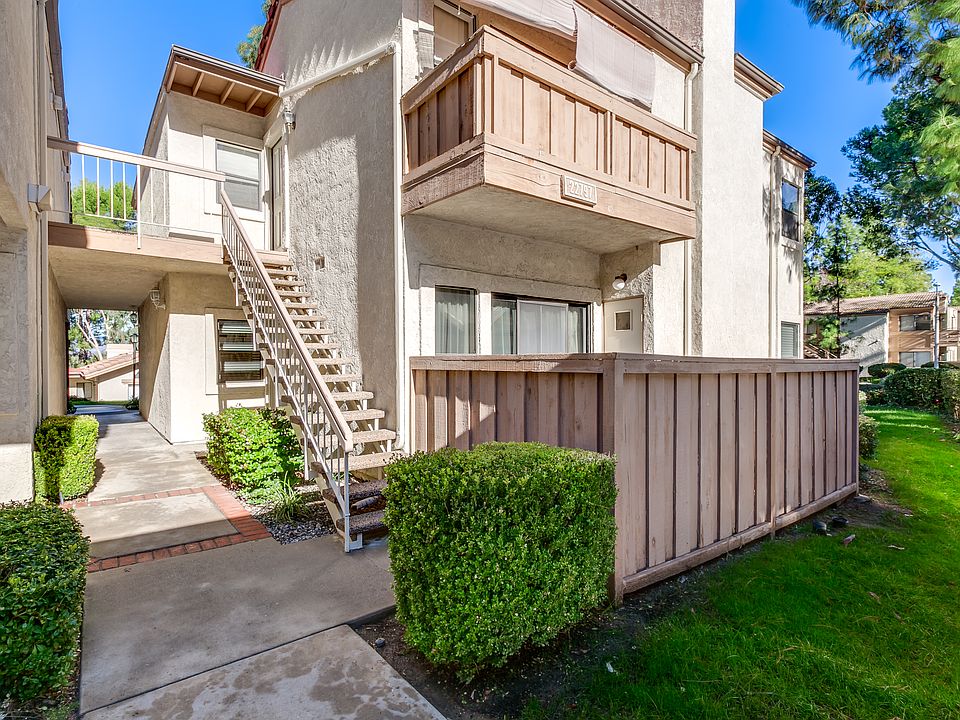 1st image of 22797 Lakeway Dr Unit 510