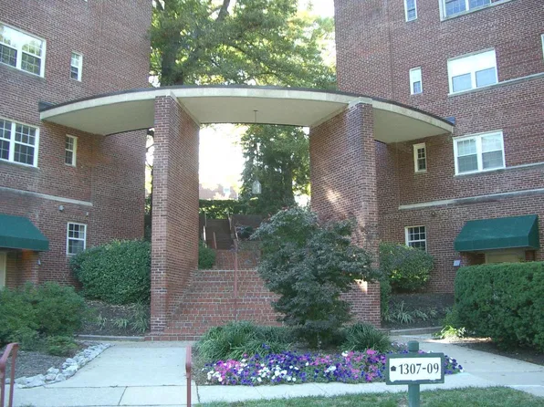 1311 N Ode St APT 612, Arlington, VA 22209
