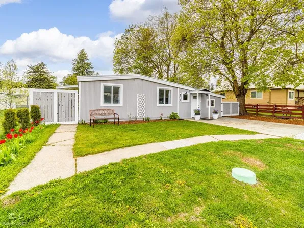503 N 5th St E #E, Chewelah, WA 99109