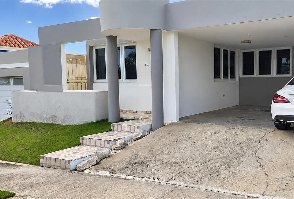 15419 Calle Flamboyan Urb Paseos De Jacaranda