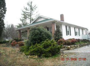 5044 Harvey Rd, Jamestown, NC 27282