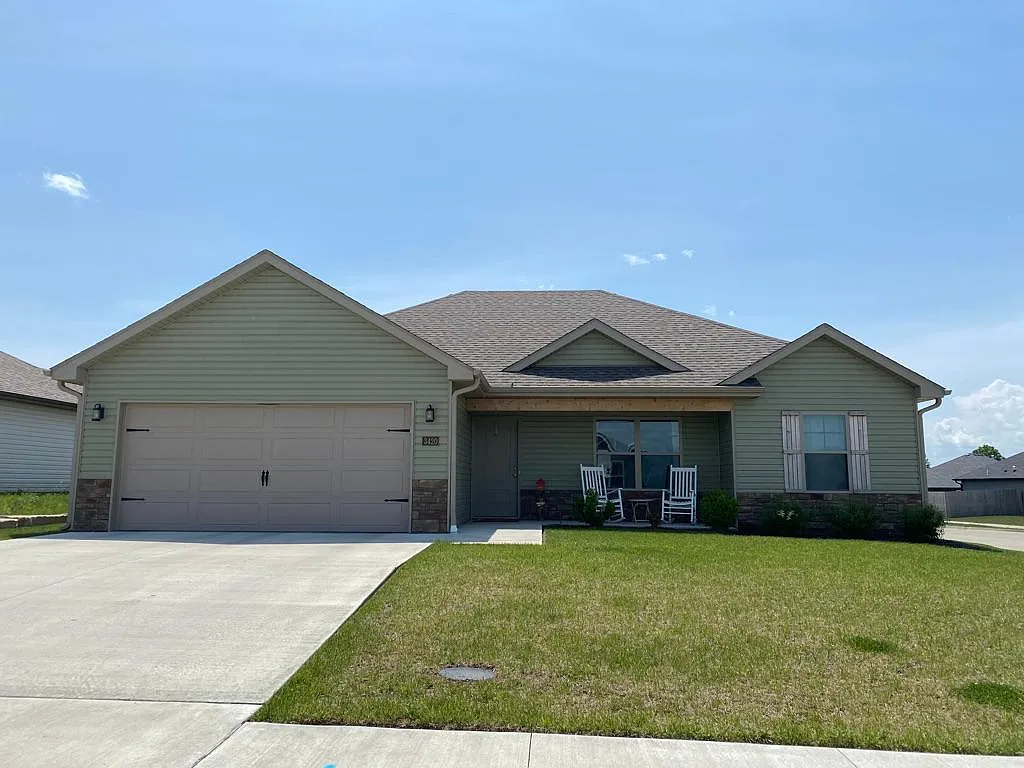 3420 San Marco Dr — Photo 1
