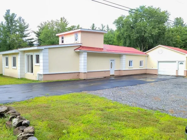 62 West Rd, Moira, NY 12957