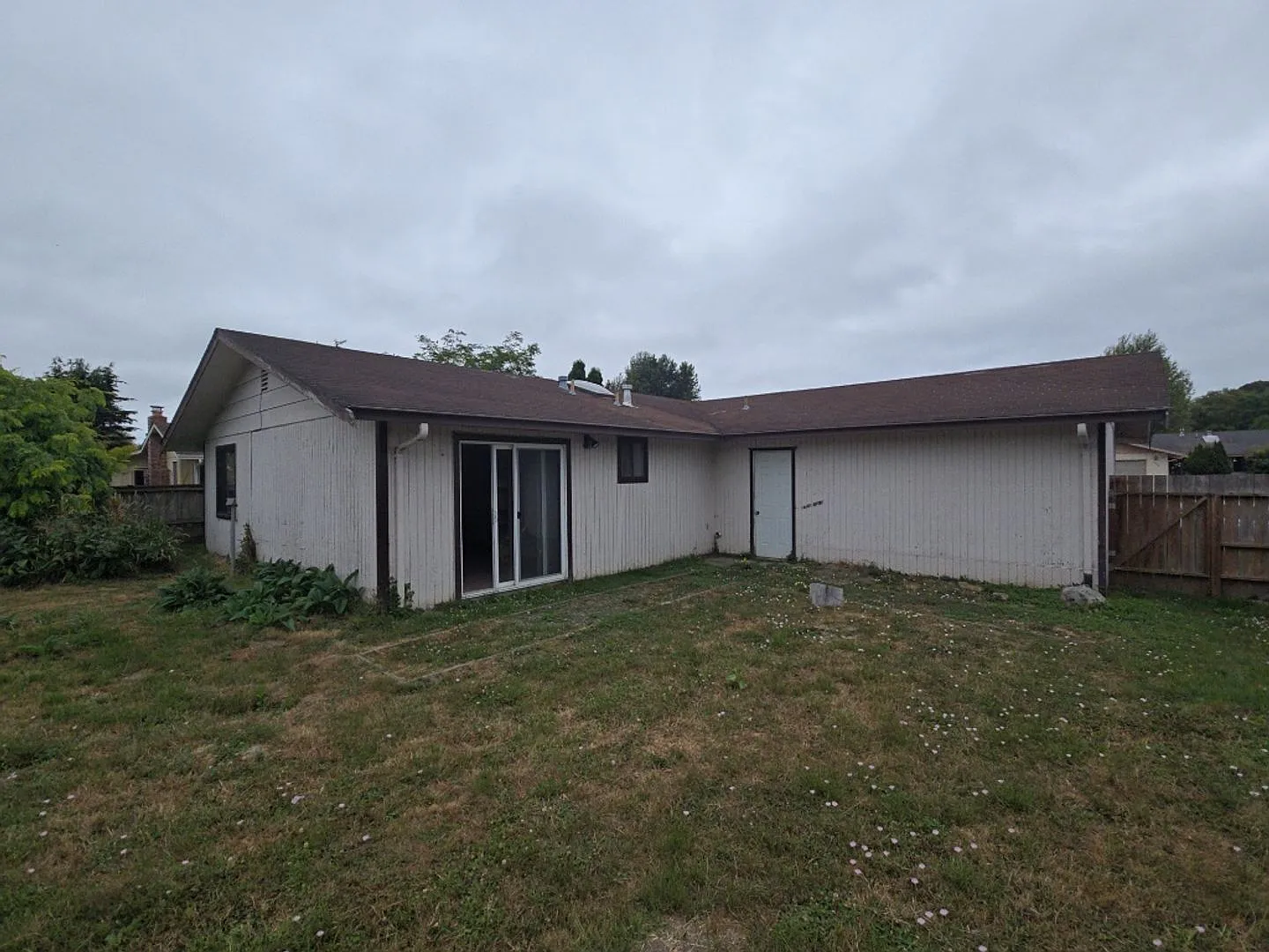 Arcata home located close to parks, schools, Cal Poly Humboldt! — Photo 3