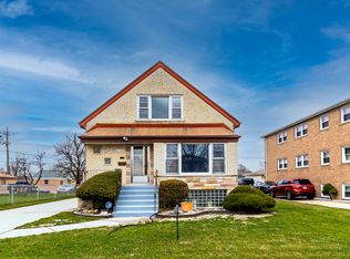 6144 W 79th St, Burbank, IL 60459