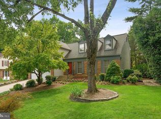 6 Symphony Woods Ct, Silver Spring, MD 20901