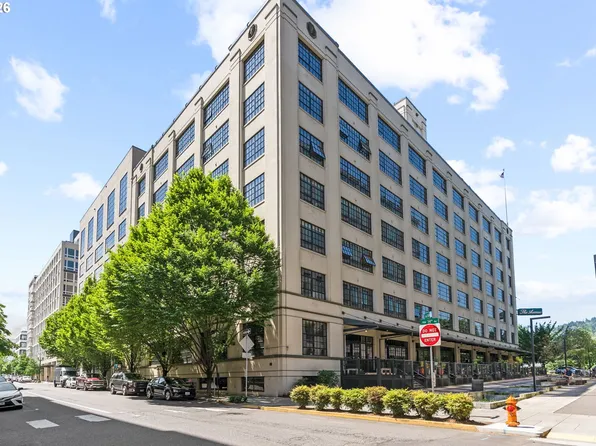 1400 NW Irving St APT 730, Portland, OR 97209