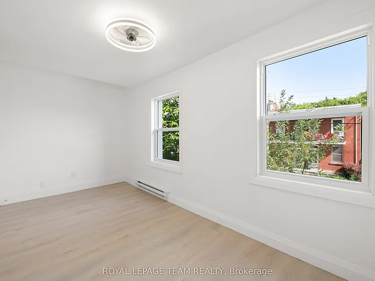 143 Saint Andrew St — Photo 24