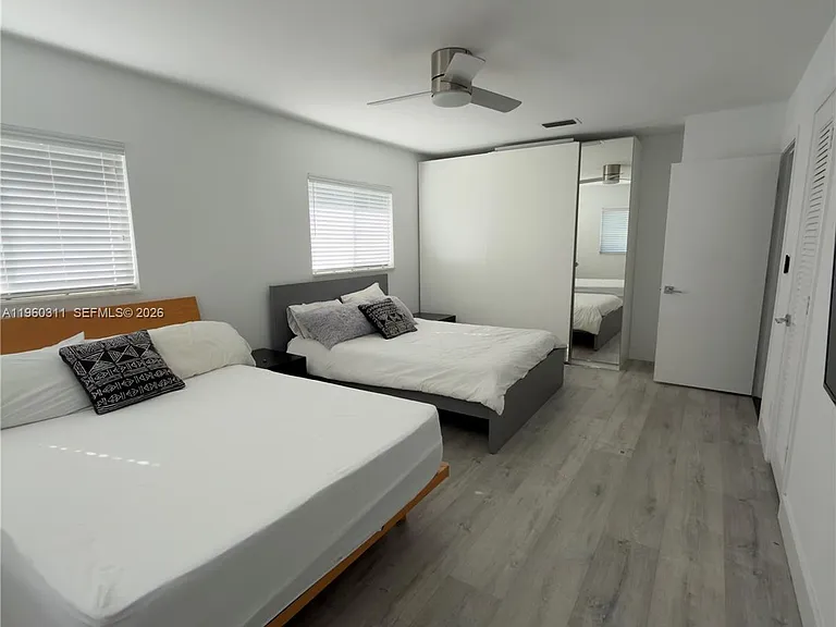 11030 SW 42nd Ct — Photo 35