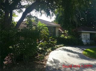 8040 SW 178th St, Palmetto Bay, FL 33157