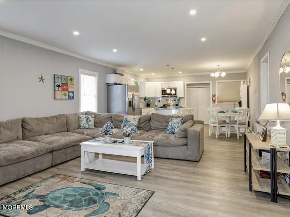 213 W Arverne Avenue, Ocean Gate, NJ 08740