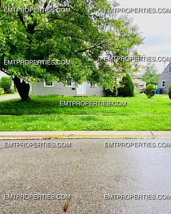1st image of 2270 E 41st St