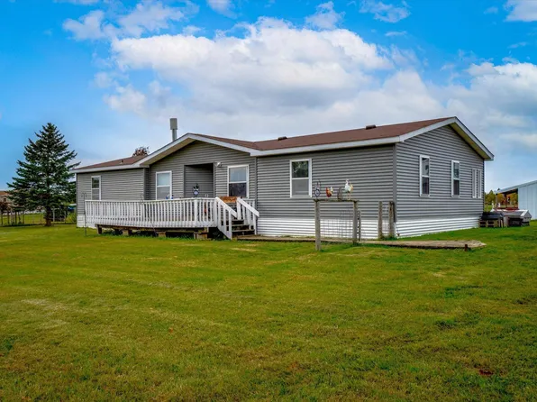 30296 Nightingale St NW, Isanti, MN 55040