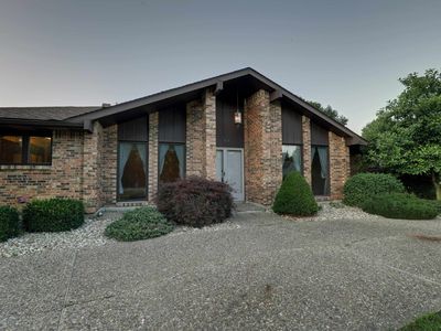419 Spring Lake Dr, Quincy, IL, 62305