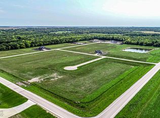 6922 NW 3rd St, Moorhead, MN