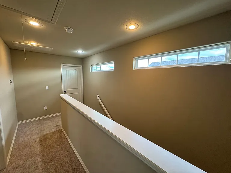 626 N Tennyson Ln — Photo 25