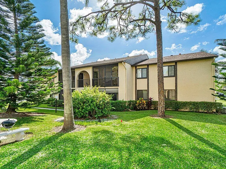 407 Pine Glen Ln #B-1 — Photo 21