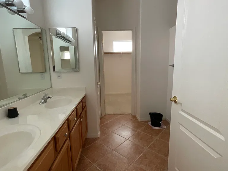 3001 Carefree Dr — Photo 27