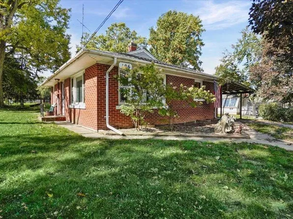 106 S Adams St, Hebron, IN 46341