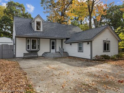 2262 Overridge Ave, Waterford, MI, 48327