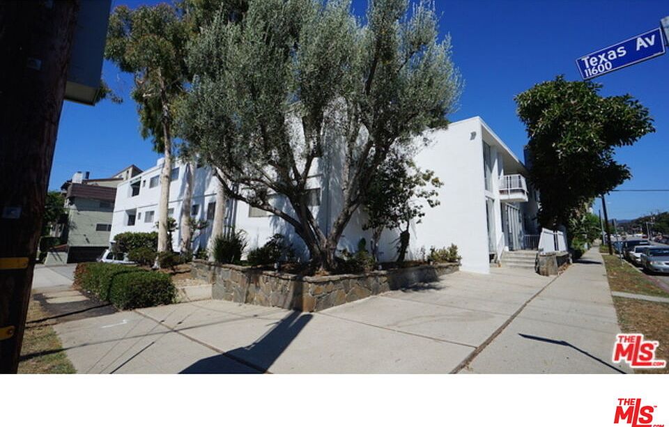 1st image of 1295 Federal Ave APT 2