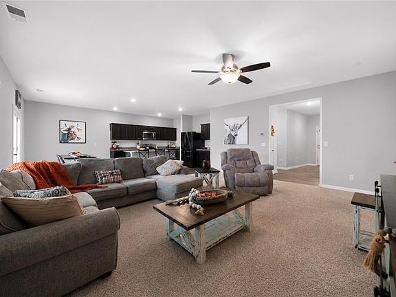 3rd image of 145 Meriwether Ln