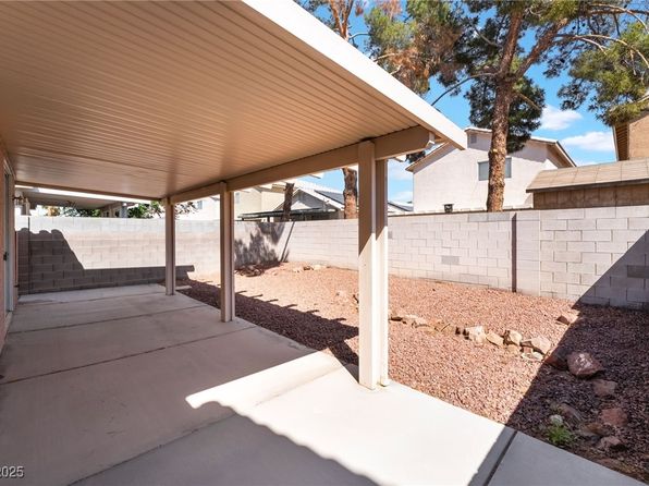 5978 Autumn Harvest Ave, Las Vegas, NV 89142
